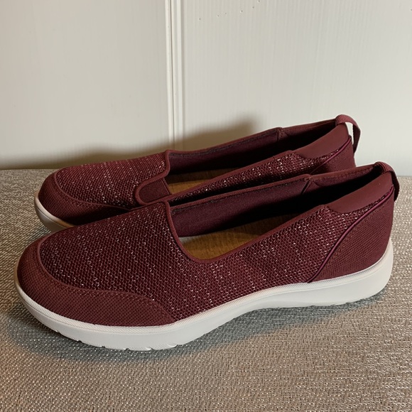 Clarks Cloudsteppers (NWOT) - Picture 2 of 5